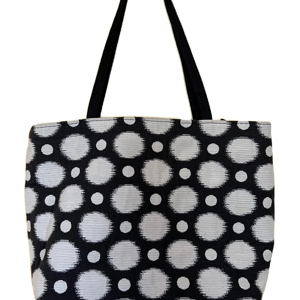 Berkshire Bags Purse Black White Gray Pink Flower Zipper Closure‎ Unique